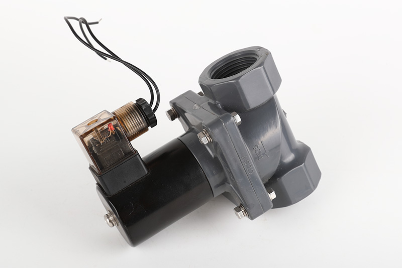 龙泉UPVC电磁阀内丝